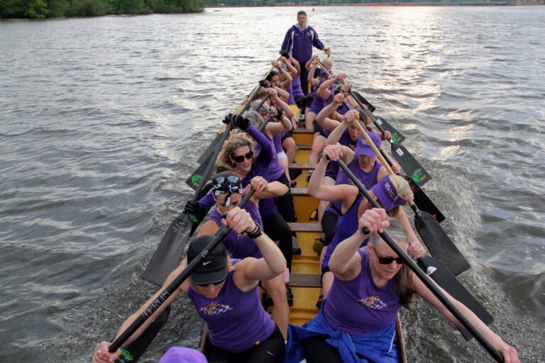 The Schuylkill Dragons are in their second season on the Cooper River. (Emma Lee/for NewsWorks)