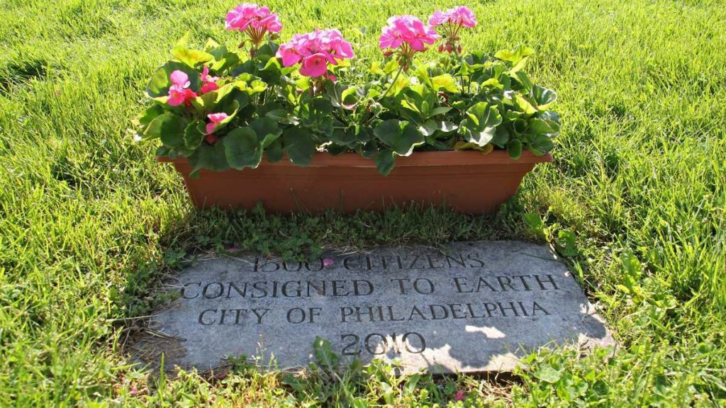 l_l_l_unclaimed-bodies-grave-1