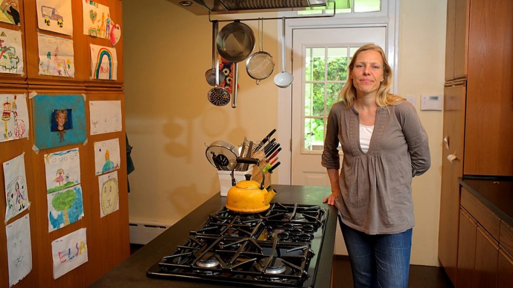  PhD candidate Neri de Kramer in her Mt. Airy home. (Bas Slabbers/for NewsWorks) 