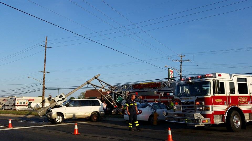 11301378_10205706206908876_1280267565_n (Photo courtesy of Erik Weber/Riverside Signal)