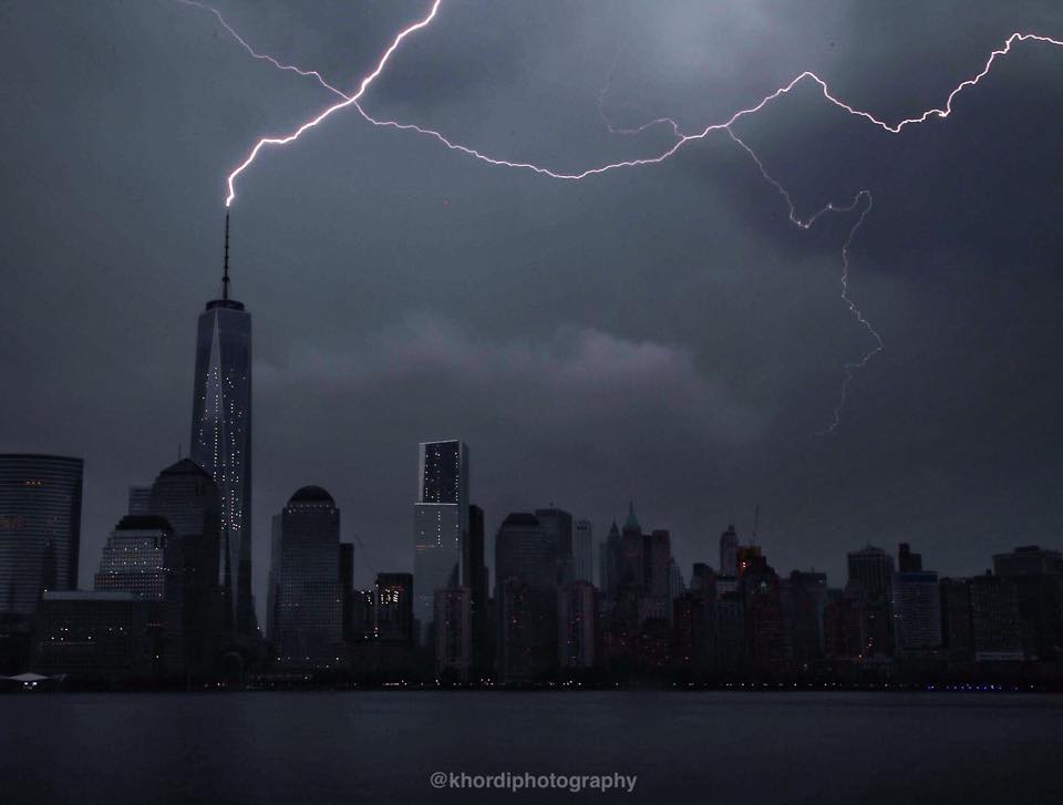11393014_10155734923910389_2007914632947533362_n A direct hit on One World Trade Center in Manhattan Sunday evening. (Photo: Jennifer Khordi/Khordi Photography)