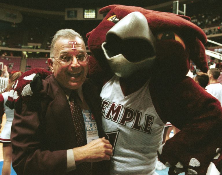 In this photo from 1999