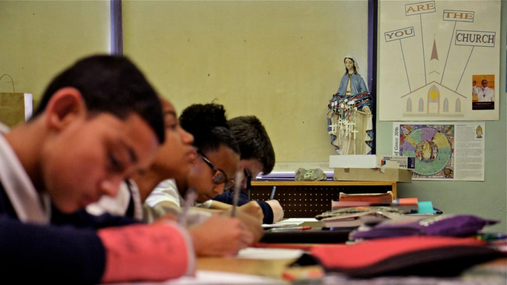 1classroom Students in Elaine Carboni's 8th grade class at Saint Gabriel School take a vocabulary test. (Emma Lee/WHYY)