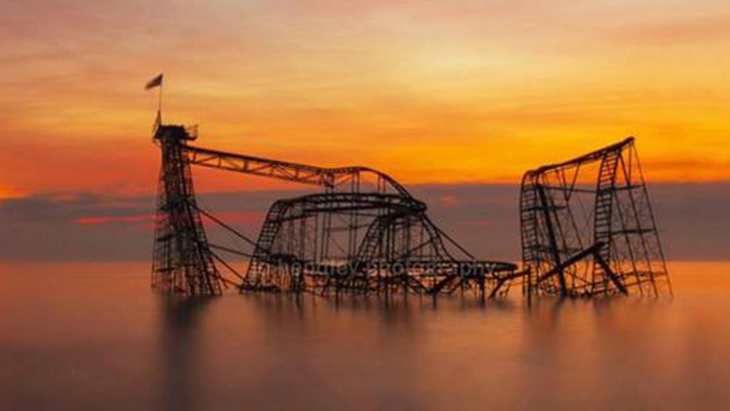  Jo Hendley's photo of the Jet Star at dawn that will appear on the cover of the September 2013 issue of National Geographic Japan.  