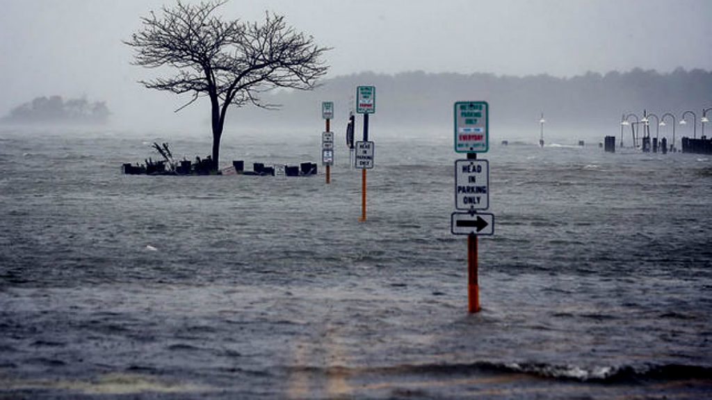 Sandy flooding (NBC10)