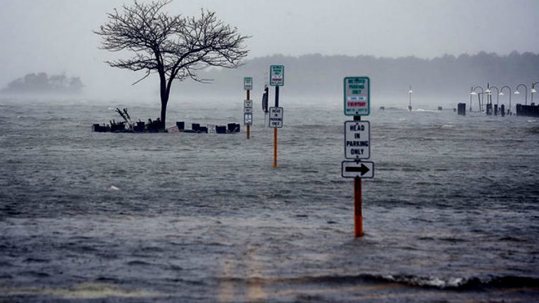 Sandy flooding (NBC10)
