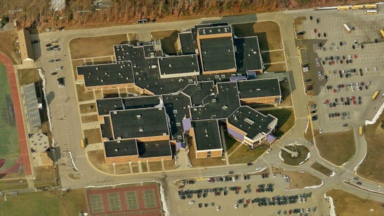  Timber Creek Regional High School  (Image from Bing Maps) 