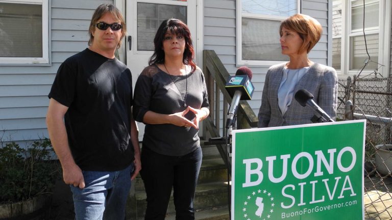  Joe McLaughlin  and Elena Pagonis say they've applied for assistance but have received no responses. (Tracey Samuelson/for NewsWorks) 