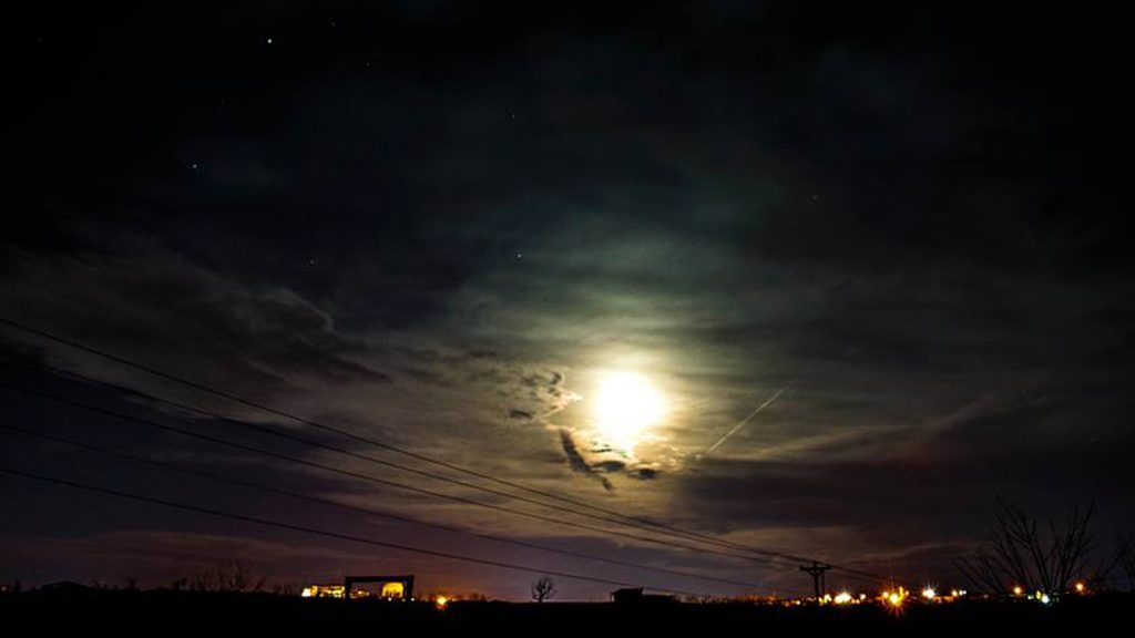 20131119-rocket-launch-847pm-1200 Richmond KY, Sony a65 15mm f8.1 iso400 (Photo by David Bennett)