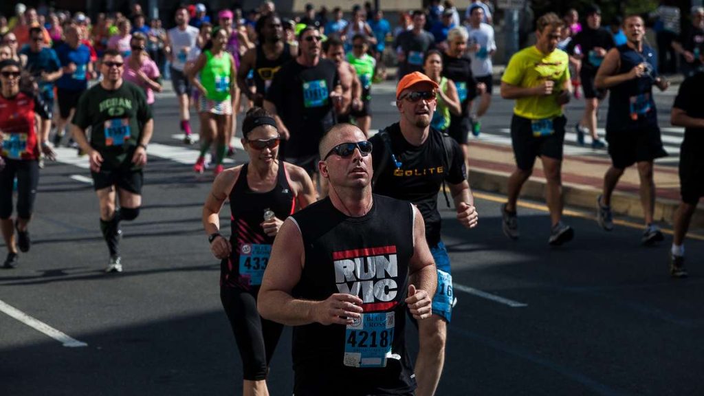 2014bsr_20140504_2015603542 Runners participate in the 2014 Broad Street Run (Brad Larrison/for NewsWorks