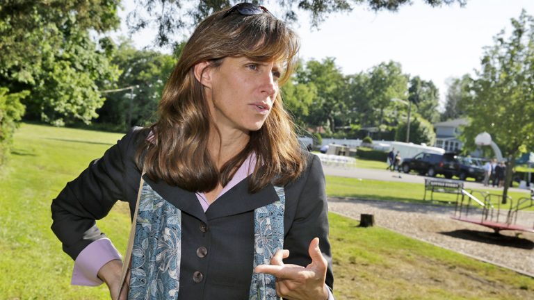  Hoboken Mayor Dawn Zimmer from a 2009 file photo. (AP Photo/Mel Evans) 