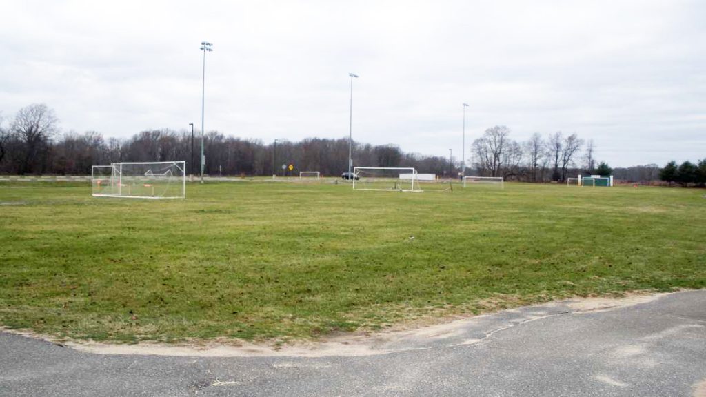 20150528-locke-ave-park-1200 Locke Avenue Park (Bob Holt/for NewsWorks)