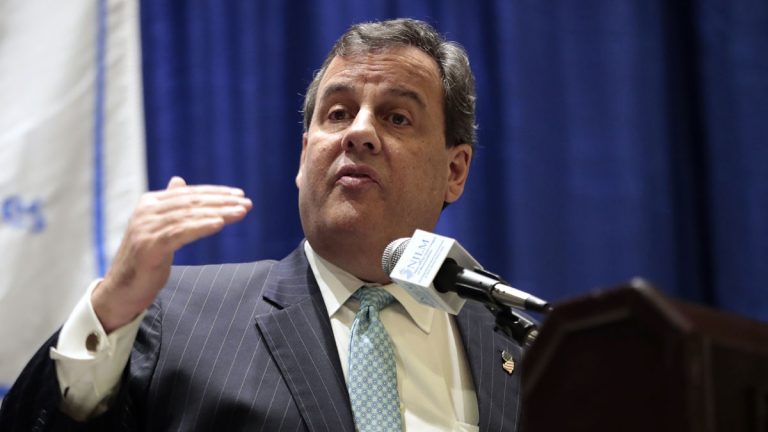 Gov. Chris Christie during the New Jersey League of Municipalities annual luncheon