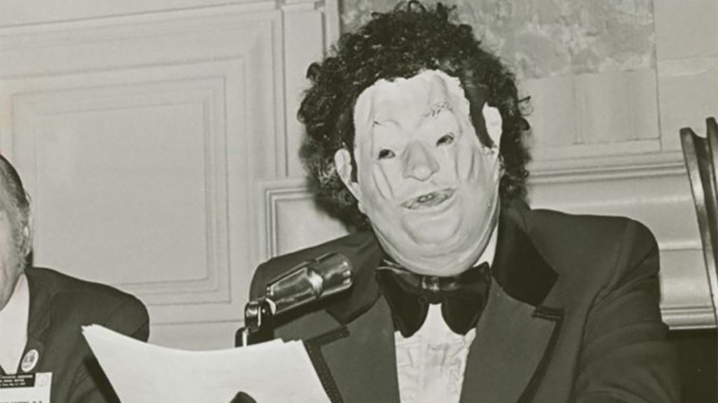 217-1-copy Dr. Anonymous at the American Psychiatric Association annual meeting in 1972. Photo by Kay Tobin
