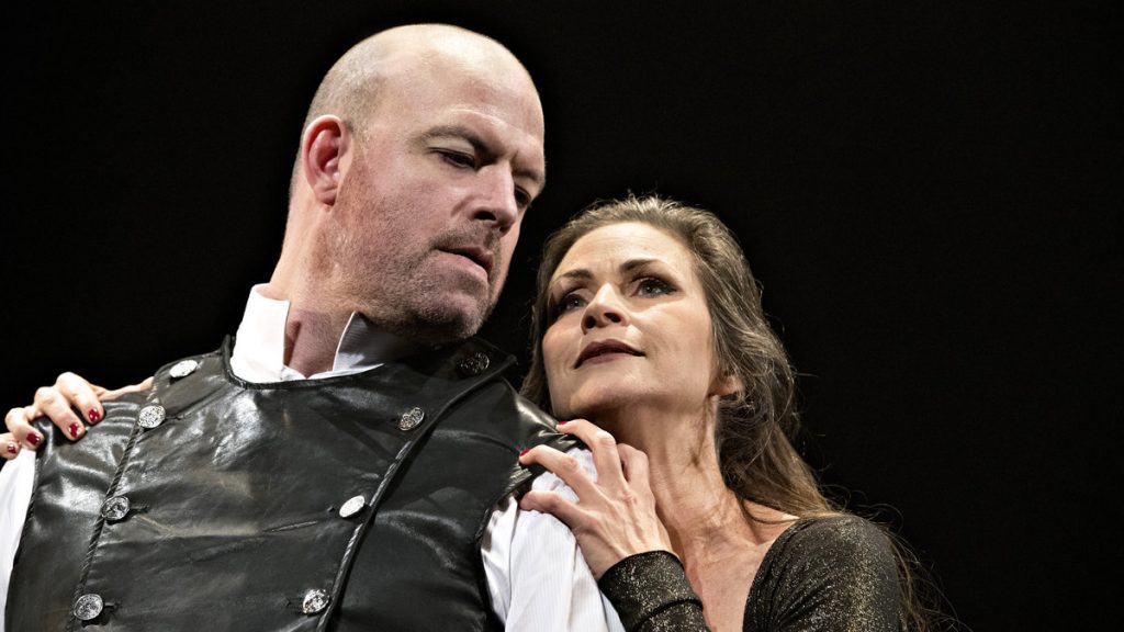 675-26 Ian Bedford as Macbeth and Susan Riley Stevens as Lady Macbeth in the Pennsylvania Shakespeare Festival production.(Photo courtesy of Lee A. Butz)