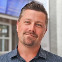A headshot of Eric Walter
