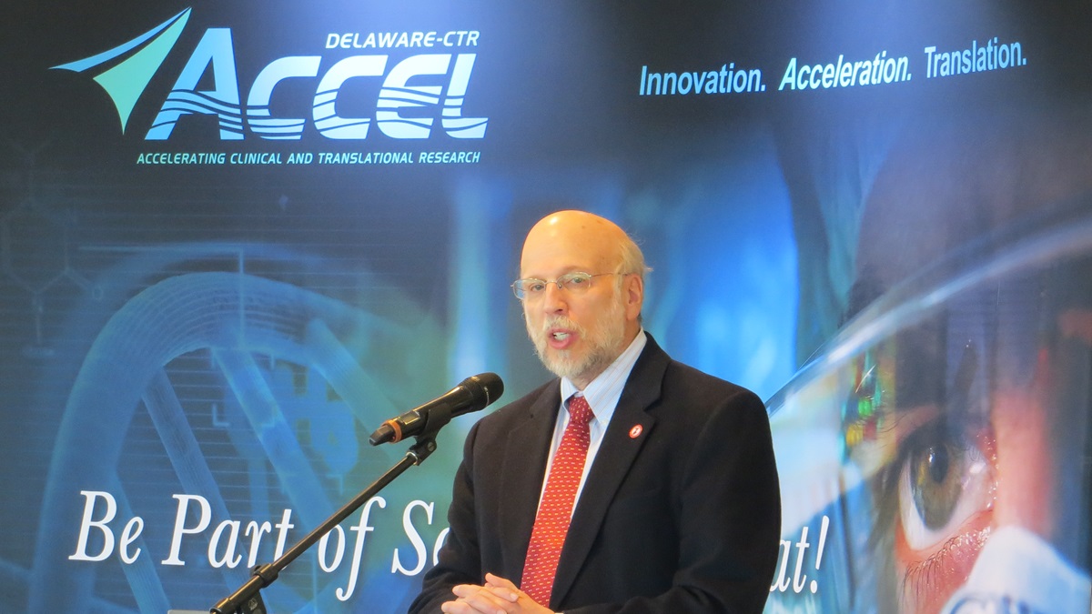  Christiana Care's Dr. William Weintraub talks about the research funding at UD's STAR campus.(Mark Eichmann/WHYY) 