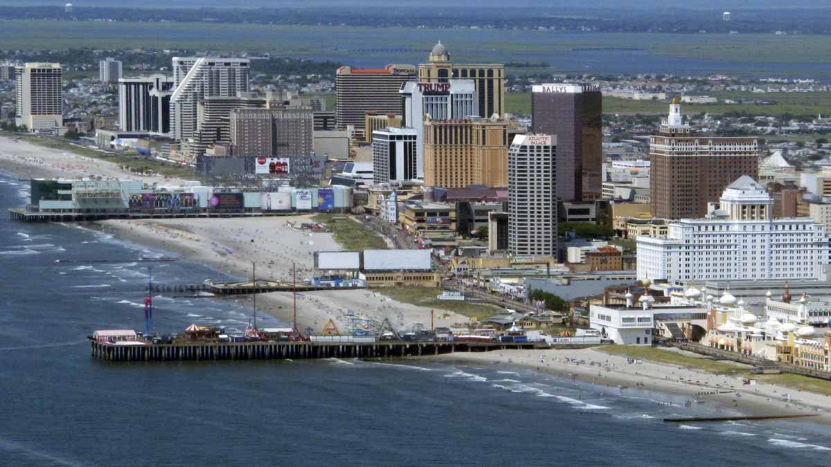  A panel charged with developing a strategy for reviving Atlantic City recommends appointment of an emergency manager. (AP file photo) 