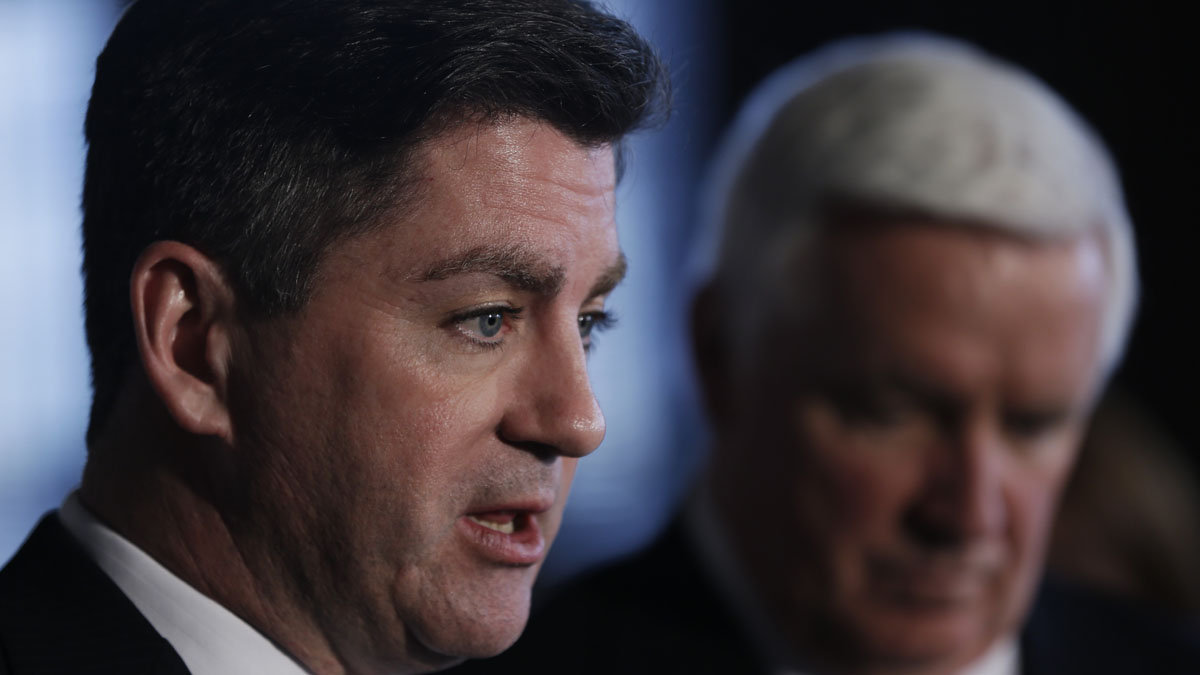  Pennsylvania Lt. Gov. Jim Cawley,left, and Gov. Tom Corbett appear in Philadelphia in 2013. (AP file photo) 