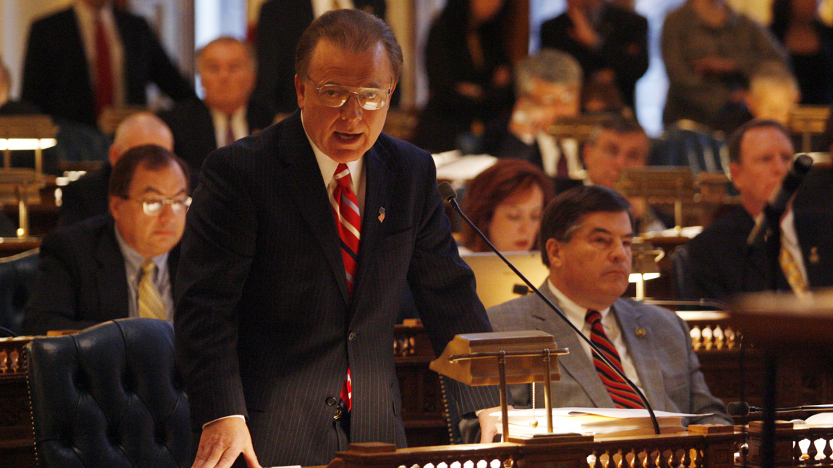 New Jersey Sen. Joe Pennacchio says a plan to end the limit on property tax deductions on state returns will give New Jerseyans some tax relief. (AP file photo)