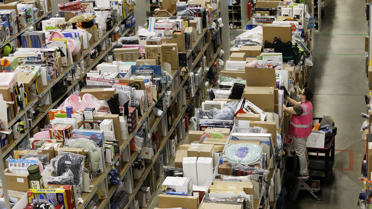  A worker fills orders at the Amazon fulfillment center on Cyber Monday last year in Lebanon, Tennessee. Cyber Monday is traditionally the busiest online shopping day of the year. (AP file photo) 