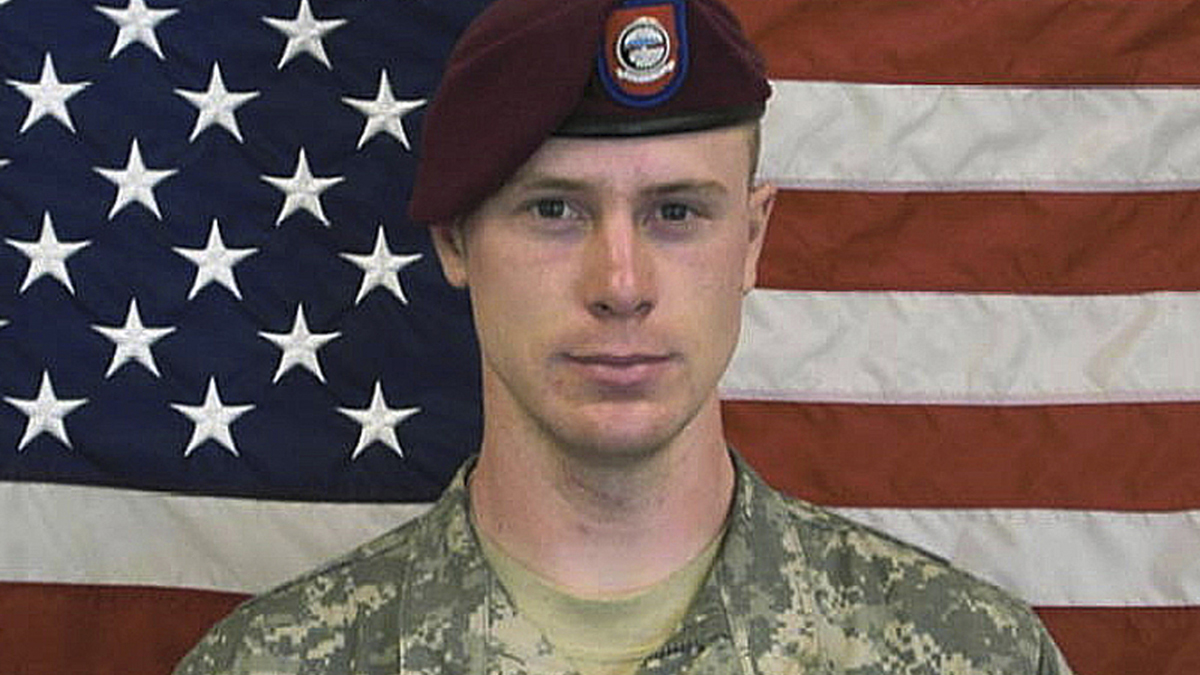  Sgt. Bowe Bergdahl, right, with a Taliban captor. (AP Photo/Voice Of Jihad Website via AP video, File) 