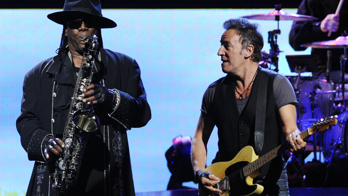  Bruce Springsteen performs alongside Clarence Clemons of the E Street Band (Chris Pizzello/AP Photo) 