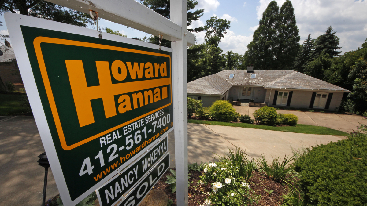  In this photo, a home is for sale in Mt. Lebanon, Pa. (Gene J. Puskar/AP Photo) 