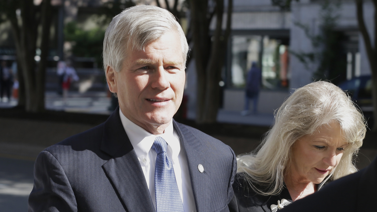  Former Virginia Gov. Bob McDonnell, and his wife Maureen (Steve Helber/AP Photo) 