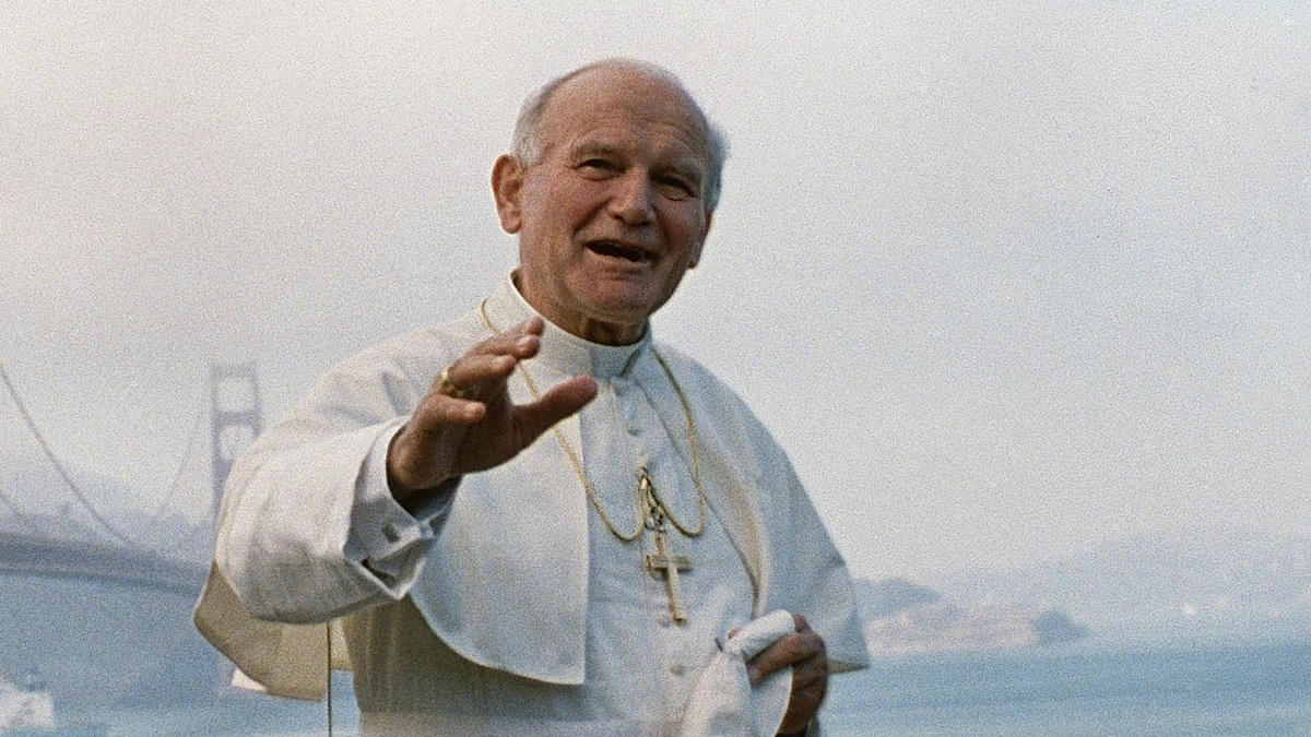  Pope John Paul II, Sept. 17, 1987 (Dave Tenenbaum/AP Photo) 