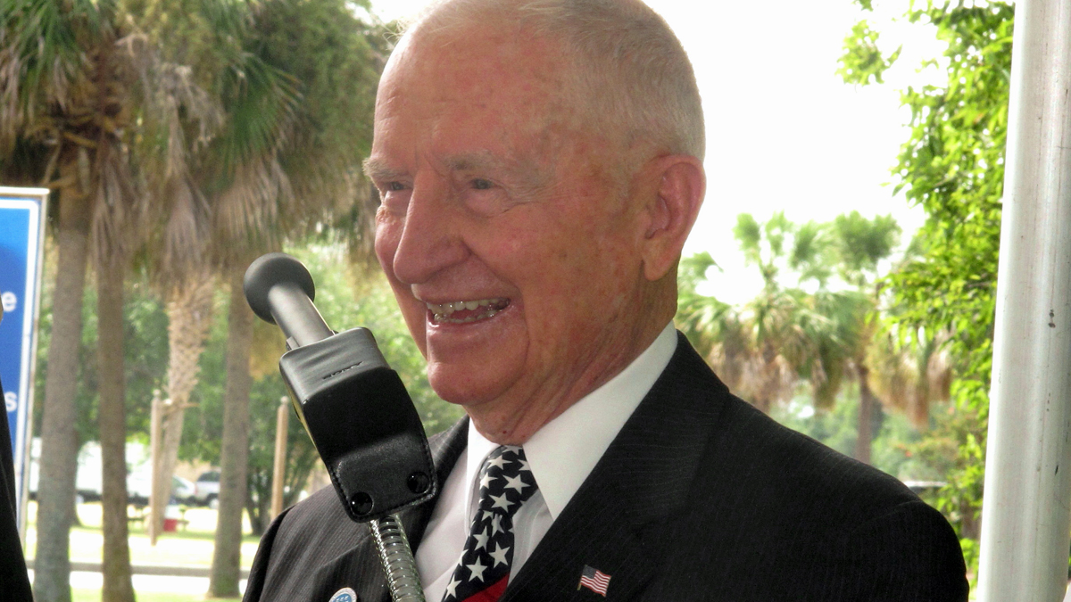  Billionaire businessman and former presidential candidate H. Ross Perot laughs during comments he made at the site of the future National Medal of Honor Museum at the Patriots Point Naval and Maritime Museum in Mount Pleasant, S.C. on Friday, Sept. 5, 2014. Perot visited to discuss plans for the $100 million museum. Organizers say he has donated millions to the effort but would not say specifically how much. Organizers hope to break ground next year. (Bruce Smith/AP Photo) 