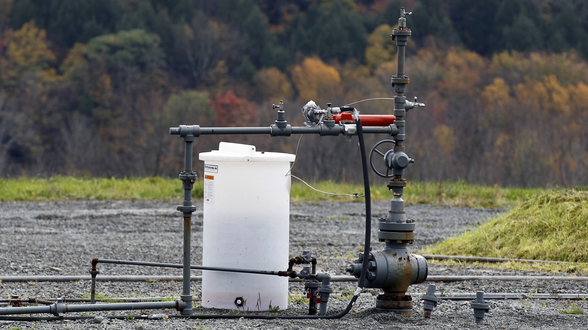  The well head for a gas well is seen in Dimock, Pa. State regulators blame faulty gas wells drilled by Cabot Oil & Gas Corp for leaking methane into the groundwater in Dimock, Pa. It was the first serious case of methane migration related to the Pennsylvania 3-year-old drilling boom, raising fears of potential environmental harm throughout the giant Marcellus Shale gas field. (Alex Brandon/AP Photo) 