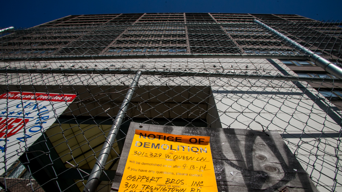  The Queen Lane Apartments tower in Germantown will be imploded early Saturday morning, if all goes according to plan. (Brad Larrison/for NewsWorks) 