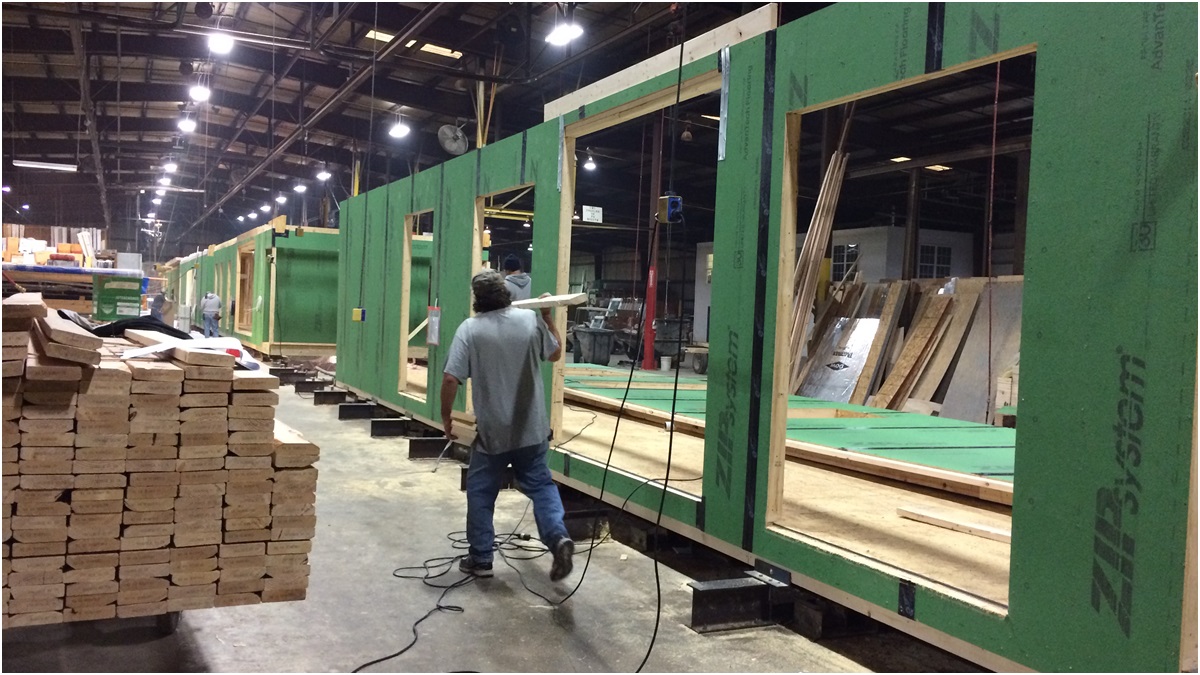  Homes being manufactured inside Beracah Homes' Greenwood, Del. plant (Shirley Min/WHYY) 