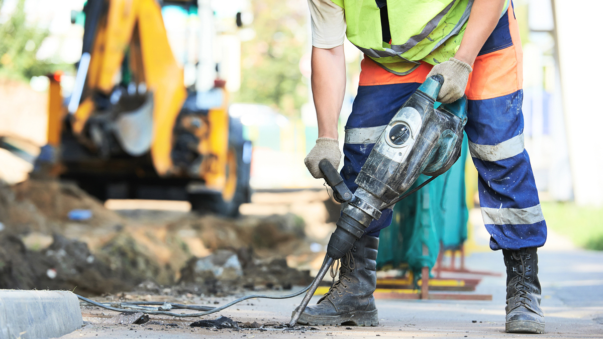 Transportation construction projects in New Jersey are resuming after Gov. Chris  Christie rescinded his executive order that shut down work.(Kadmy/Bigstock)