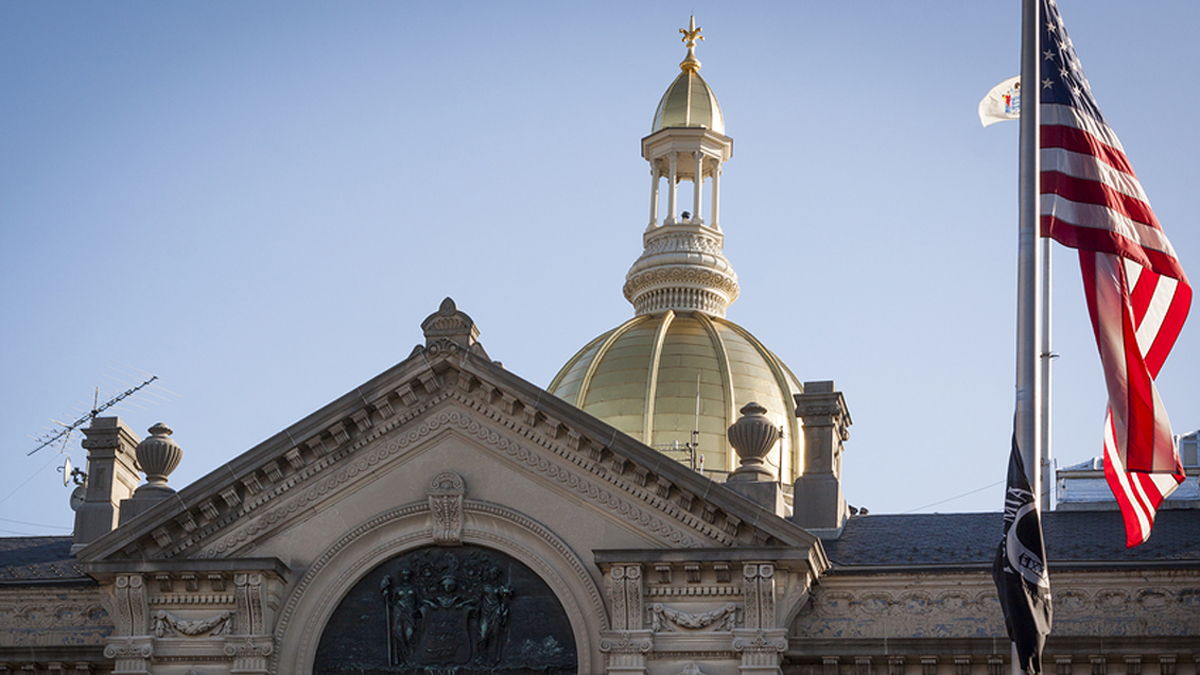 The American Flag flying in front of the New Jersey State House in Trenton (Bigstock/Glynnis Jones)