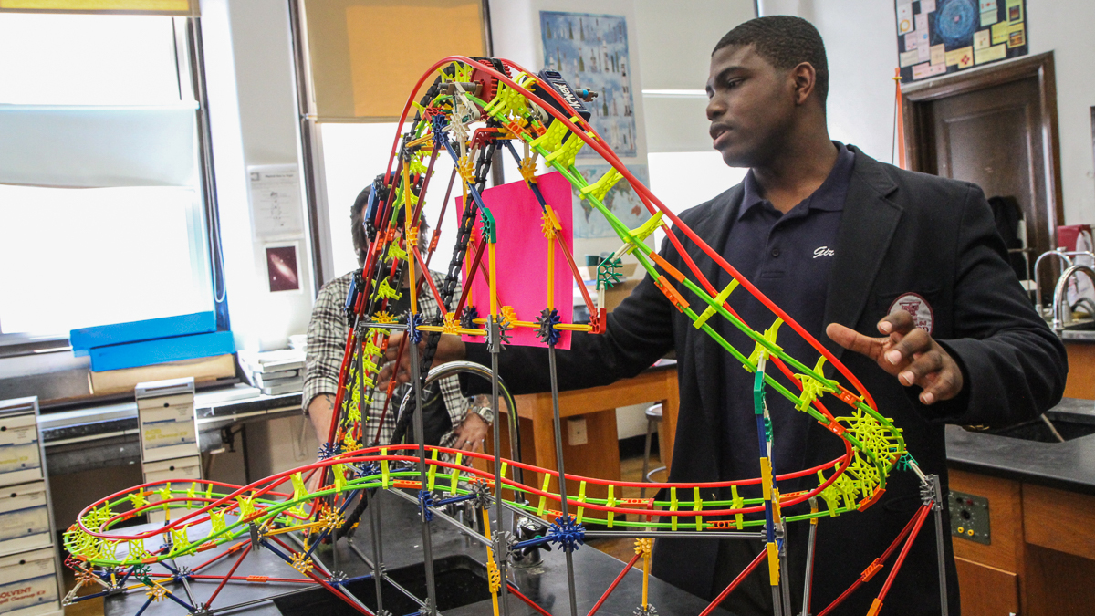  Brandon Dixon is hoping to minor in a science at Harvard University. (Kimberly Paynter/WHYY) 