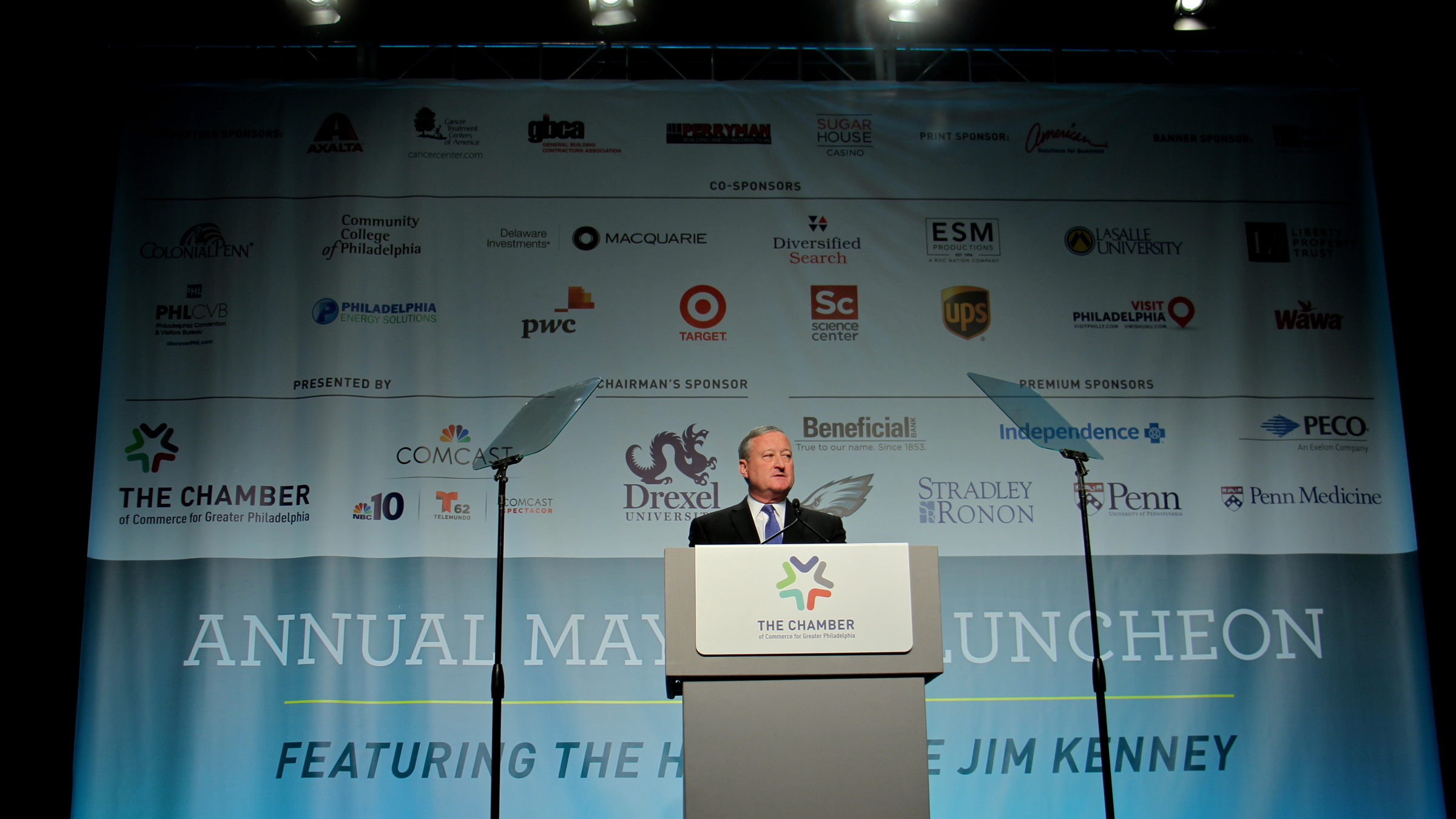 Mayor Jim Kenney addresses the Greater Philadelphia Chamber of Commerce at the annual Mayor's Luncheon at the Downtown Marriott.(Emma Lee/WHYY)