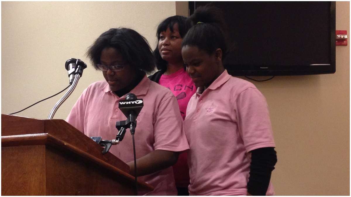  Reach Academy students ask school officials to keep their school open (Shana O'Malley/for NewsWorks) 