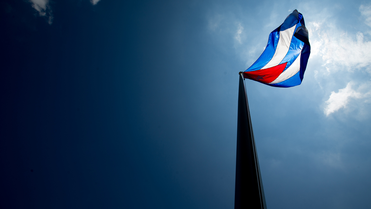 America symbolizes a fresh start for many immigrants
