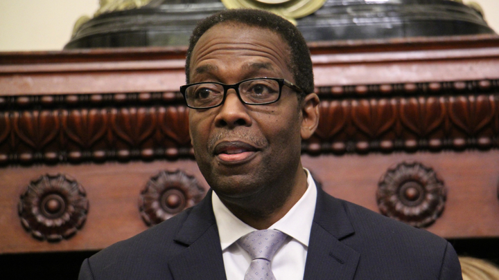  Council President Darrell Clarke talks about his plans to create jobs and improve energy efficiency in Philadelphia neighborhoods. (Emma Lee/WHYY) 