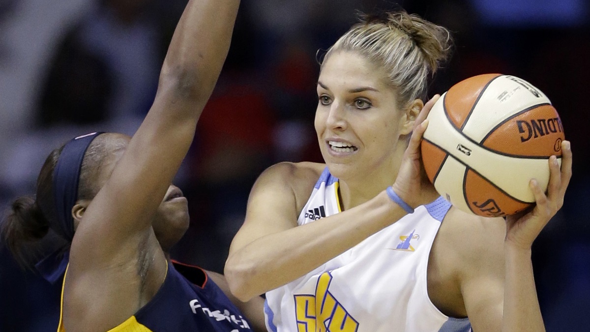  Chicago Sky forward Elena Delle Donne, right, looks to pass as Indiana Fever forward Karima Christmas guards during the first half in Game 1 of the WNBA basketball Eastern Conference semifinal series. (AP Photo/Nam Y. Huh) 