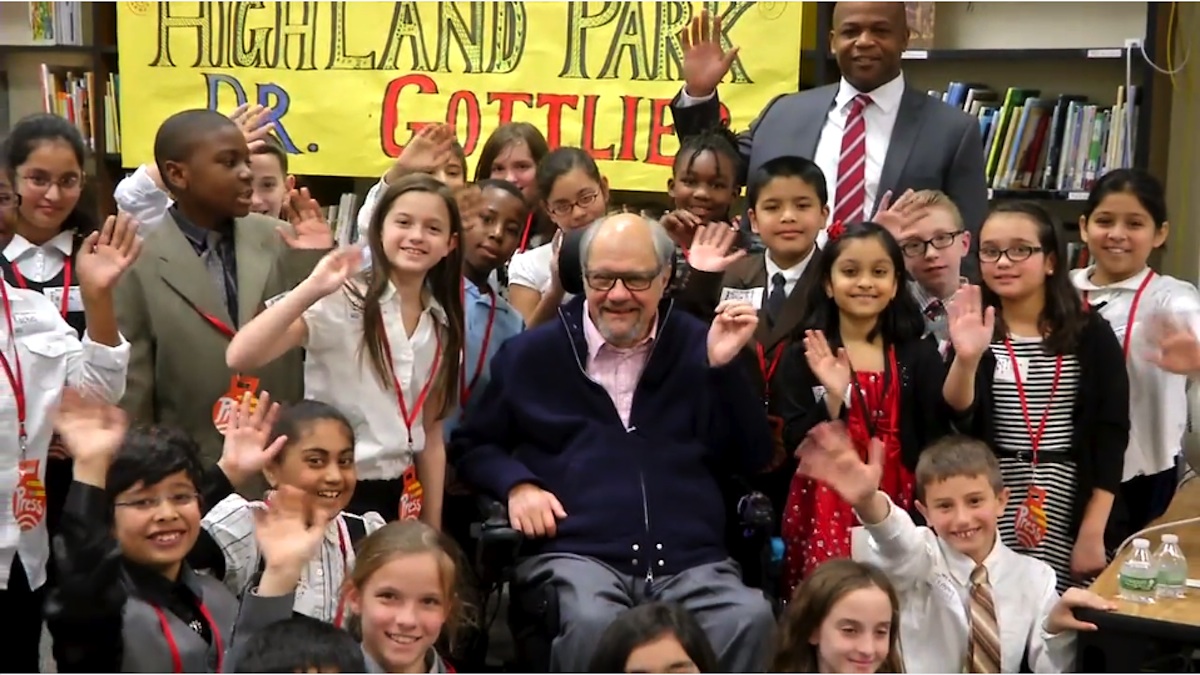  Dr. Dan Gottlieb and students of Highland Park Elementary.  (Courtesy of Upper Darby  School District/Vimeo) 