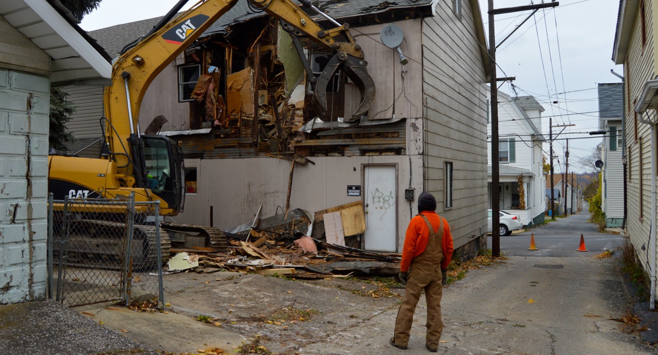  Altoona demolishes a blighted building every few weeks. (Kate Lao Shaffner/WPSU) 
