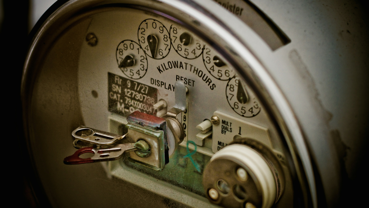  In an open electricity market, Professor Seth Blumsack says companies make their own decisions about how they are or are not going to pass costs onto their customers.  Then customers can decide whether they liked the things that their generators did. (Flickr user hubgoat) 
