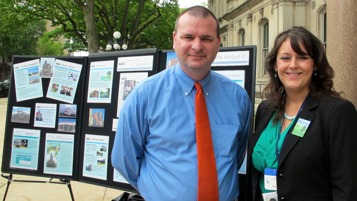  Michael Hanrahan, president of Preservation New Jersey talks with Jennifer Coffey about his organization's selection of the 10 most endangered sites in New Jersey. (Phil Gregory/WHYY) 