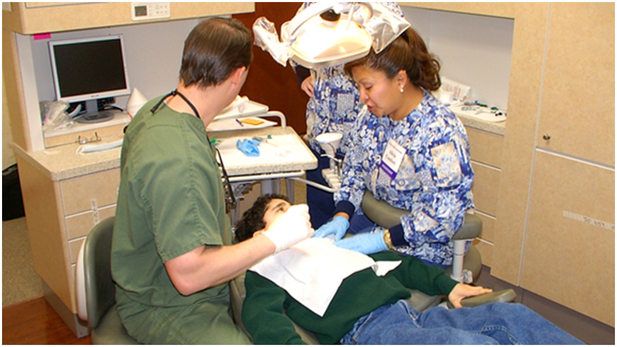 (Photo courtesy of Delaware State Dental Society)