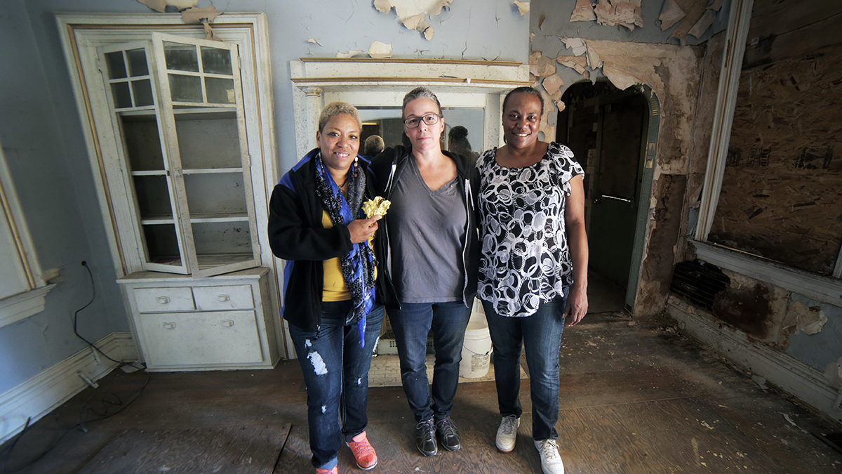 Sandra Nelson (left)