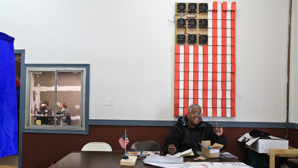  Judge of Election Althena Radford gives other poll workers a lunch break at her polling place in Germantown. (Kimberly Paynter/WHYY) 