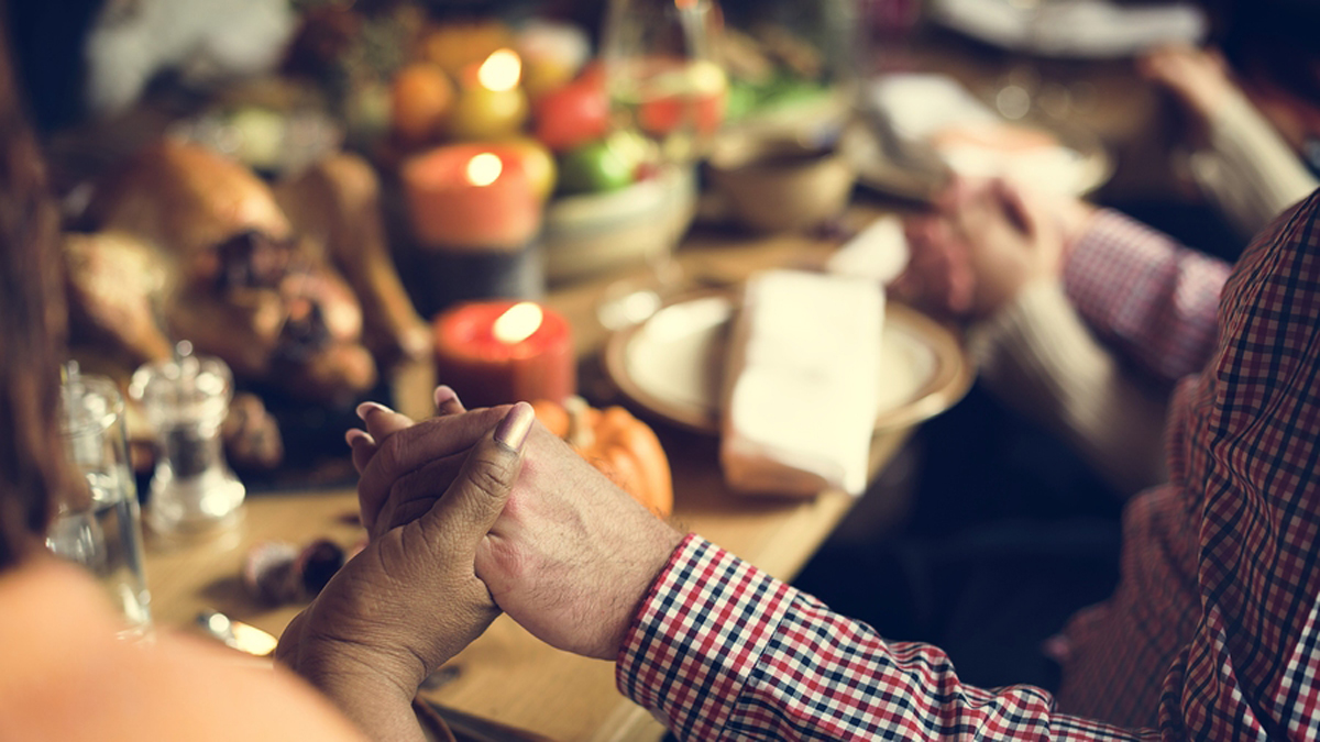 (<a href='http://www.bigstockphoto.com/image-151330193/stock-photo-thanksgiving-celebration-tradition-family-dinner-concept'>Rawpixel.com</a>/Big Stock Photo)